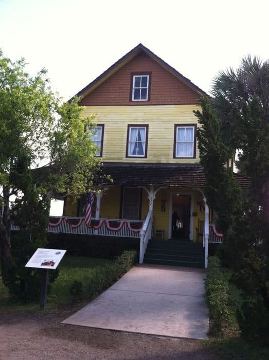 Riddle House